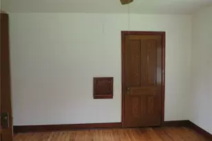 127 Maple St, Rochester, PA 15074 - Photo 9