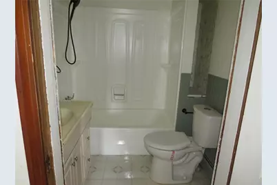 127 Maple St, Rochester, PA 15074 - Photo 13