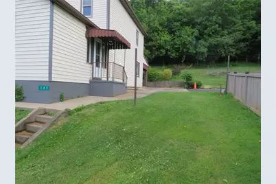 127 Maple St, Rochester, PA 15074 - Photo 35