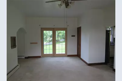127 Maple St, Rochester, PA 15074 - Photo 27