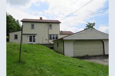 127 Maple St, Rochester, PA 15074 - Photo 1