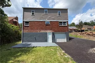 137 Emrose Dr, Pittsburgh, PA 15235 - Photo 3