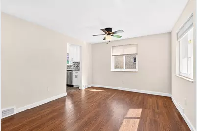 693 Union Avenue Ext, Ross Twp, PA 15229 - Photo 5