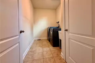 127 Alder Dr, Pine Township, PA 15090 - Photo 9