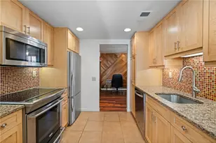 5545 Forbes Ave, Pittsburgh, PA 15217 - Photo 9