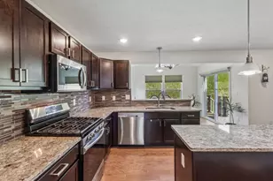 1105 Deerfield Dr, Pittsburgh, PA 15143 - Photo 13