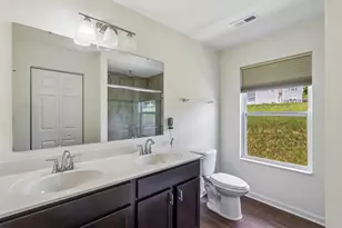 1105 Deerfield Dr, Pittsburgh, PA 15143 - Photo 31