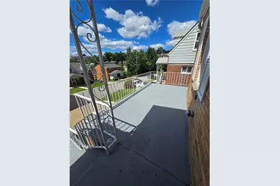 325 Outlook, Pittsburgh, PA 15227 - Photo 3