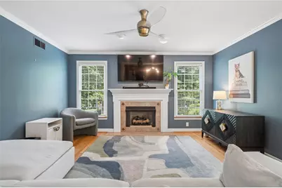 1115 Chaucer Dr, Unity Township, PA 15601 - Photo 9