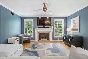 1115 Chaucer Dr, Unity Township, PA 15601 - Photo 9