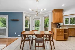 1115 Chaucer Dr, Unity Township, PA 15601 - Photo 7