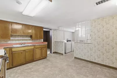 2219 Fawcett Ave, White Oak, PA 15131 - Photo 39