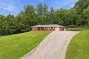 1131 Old Rte 31, Mount Pleasant Township, PA 15666 - Photo 3