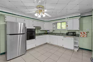 1105 Greentree Rd, Green Tree, PA 15220 - Photo 15