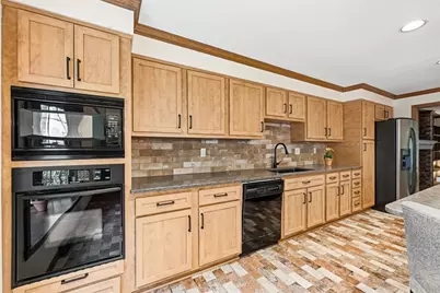 104 Saybrook Harbor, Bradford Woods, PA 15015 - Photo 5