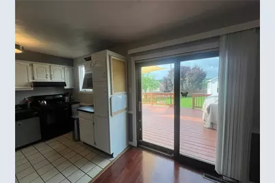 2464 Sunset Ave, North Huntingdon, PA 15642 - Photo 9