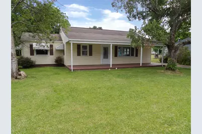 1009 Arlington Dr, Pymatuning Township, PA 16125 - Photo 1