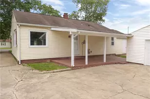 1009 Arlington Dr, Pymatuning Township, PA 16125 - Photo 15