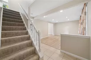 2104 Berkshire Dr, Monroeville, PA 15146 - Photo 7