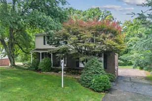 2104 Berkshire Dr, Monroeville, PA 15146 - Photo 1