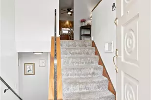 1016 Dana Dr, West Mifflin, PA 15122 - Photo 3