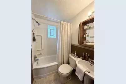 121 Glencoe Drive, West Mifflin, PA 15122 - Photo 9