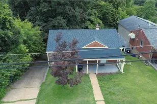 121 Glencoe Dr, West Mifflin, PA 15122 - Photo 17