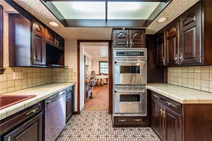 4300 Brownsville Rd, Pittsburgh, PA 15236 - Photo 15