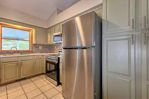1125 Acorn Dr, South Greensburg Boro, PA 15601 - Photo 5