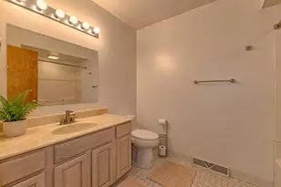 1125 Acorn Dr, South Greensburg Boro, PA 15601 - Photo 17