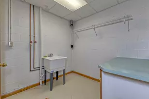 1125 Acorn Dr, South Greensburg Boro, PA 15601 - Photo 23