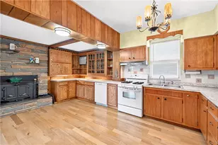 2980 Ruthwood Ave, Pittsburgh, PA 15227 - Photo 9