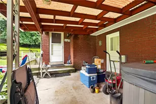 37 Millersdale Rd, Jeannette, PA 15644 - Photo 3