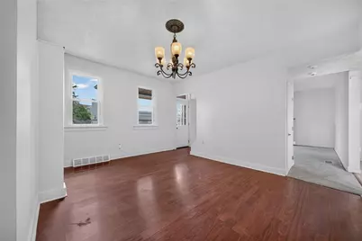 109 E Larkspur St, Munhall, PA 15120 - Photo 7