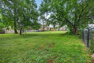 109 E Larkspur St, Munhall, PA 15120 - Photo 33