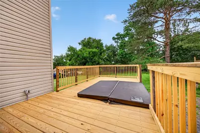 109 E Larkspur St, Munhall, PA 15120 - Photo 25