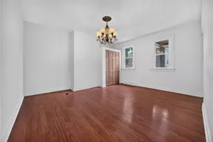 109 E Larkspur St, Munhall, PA 15120 - Photo 5