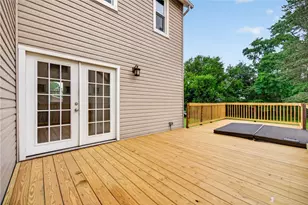 109 E Larkspur St, Munhall, PA 15120 - Photo 3