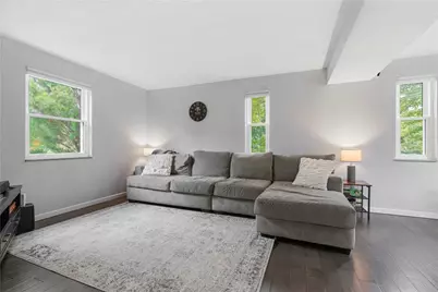 1558 Duncan Dr, Pittsburgh, PA 15237 - Photo 13