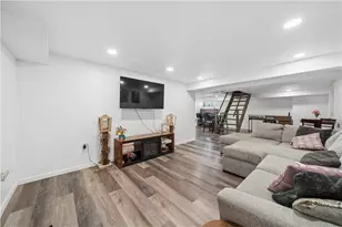 371 Niagara Dr, Irwin, PA 15642 - Photo 23