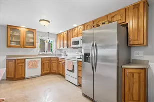 371 Niagara Dr, Irwin, PA 15642 - Photo 7