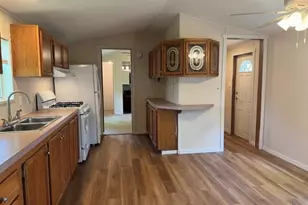 115 Woodview Dr, Middlesex Township, PA 16059 - Photo 9