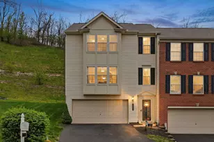 220 Maple Ridge Dr, Canonsburg, PA 15317 - Photo 1