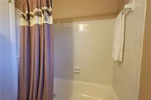 4011 Firethorn Dr, Kennedy Township, PA 15136 - Photo 21