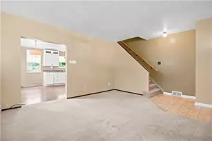 1228 Fortuna Ave, Pittsburgh, PA 15226 - Photo 5