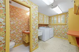 665 S 2nd St, Sharpsville, PA 16150 - Photo 33