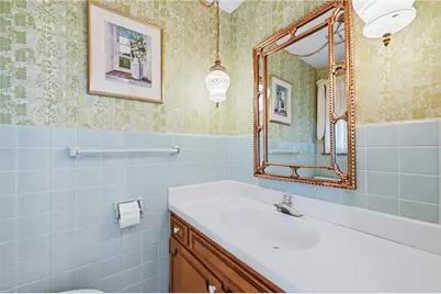 665 S 2nd St, Sharpsville, PA 16150 - Photo 17