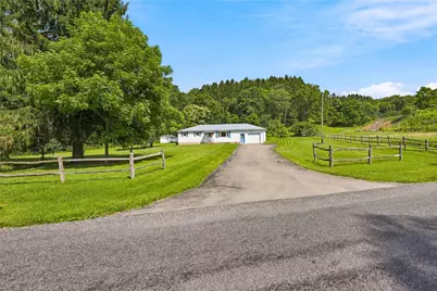 806 Briar Patch Rd, Somerset Township, PA 15501 - Photo 5