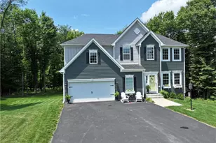 304 Stoneridge Ln, Adams Township, PA 16046 - Photo 3