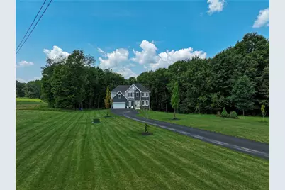 304 Stoneridge Ln, Adams Township, PA 16046 - Photo 13